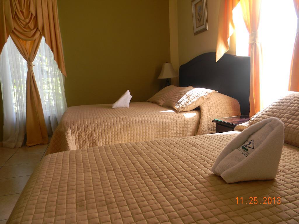 Comayagua Golf Club Hotel Room photo